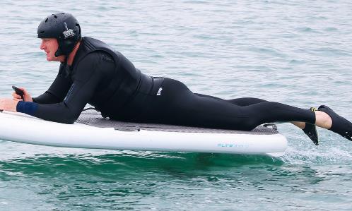 How Does a Surfboard with Foil Enhance Surfing Performance?